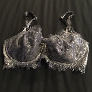 Victoria’s Secret bra, Size: 32D, Color: shimmering silver